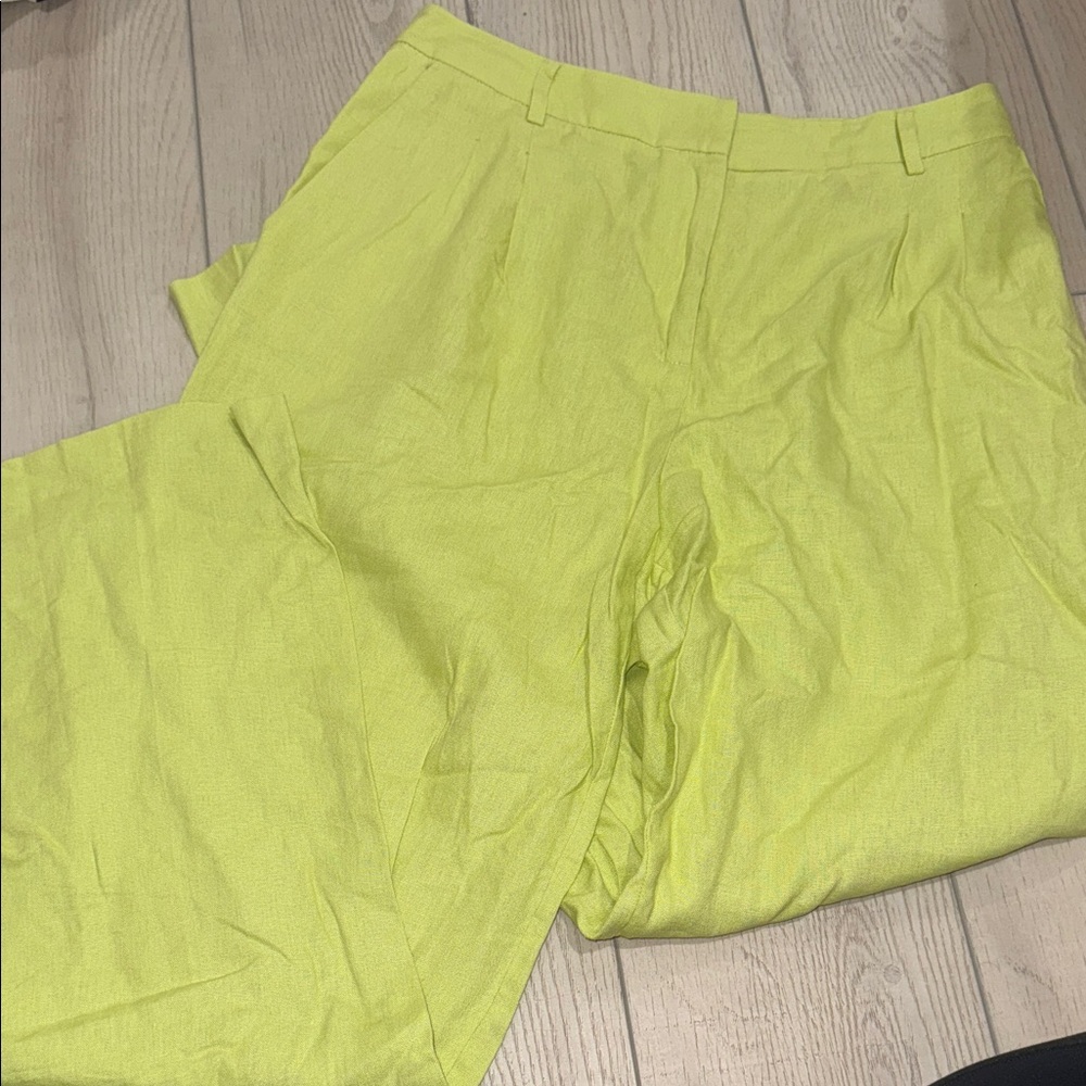 House of Harlow 1960 Lime Green Pantsuit